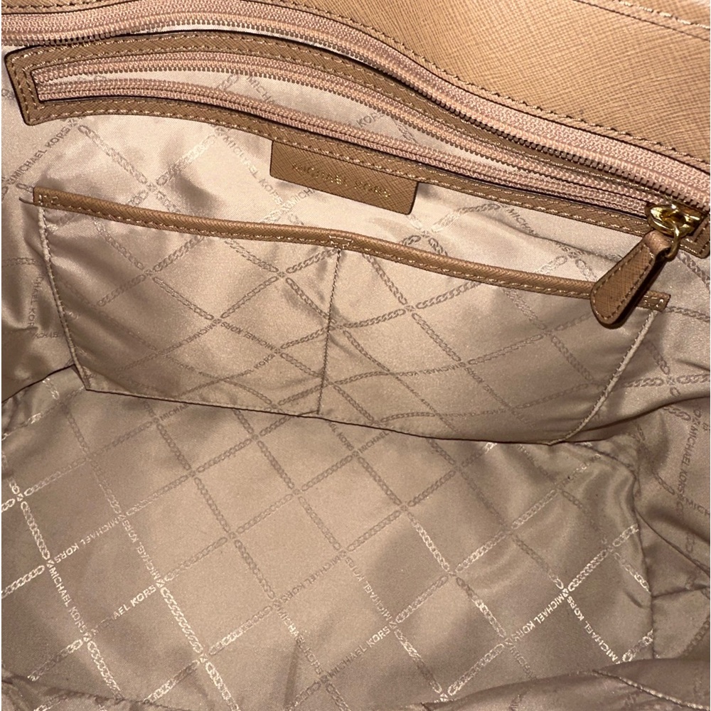 Euc Authentic Mk Shoulder Bag - image 5